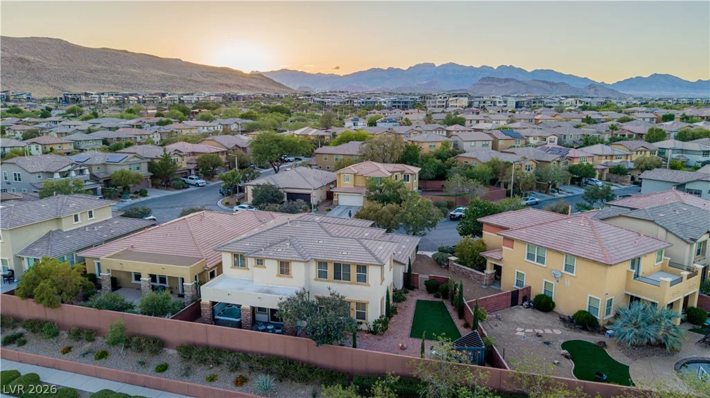 10507 Ardsley, Las Vegas, NV 89135