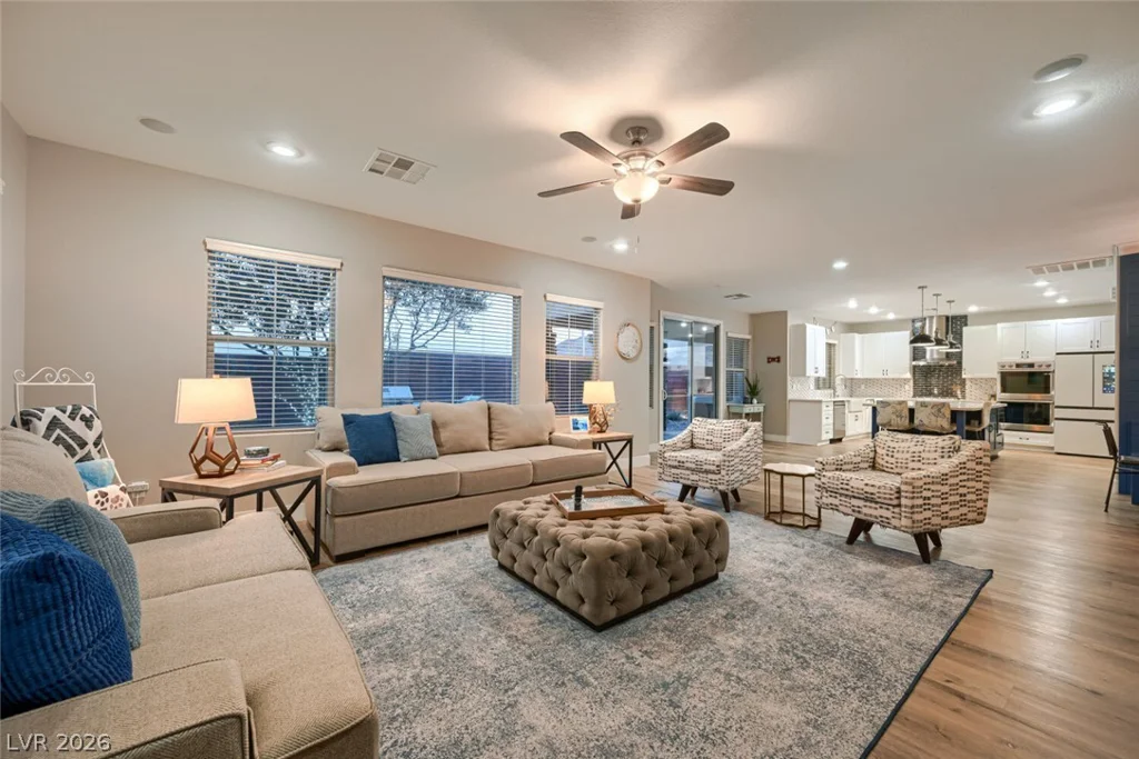 10507 Ardsley, Las Vegas, NV 89135