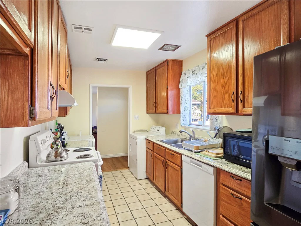 3169 Nottingham, Las Vegas, NV 89121