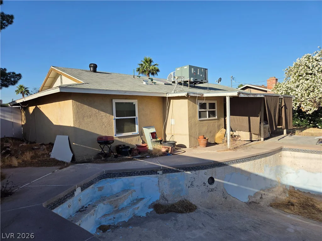 4756 Yuma, Las Vegas, NV 89104