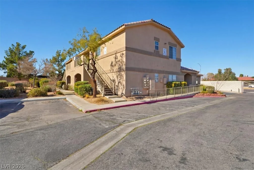 1401 Michael, Las Vegas, NV 89108