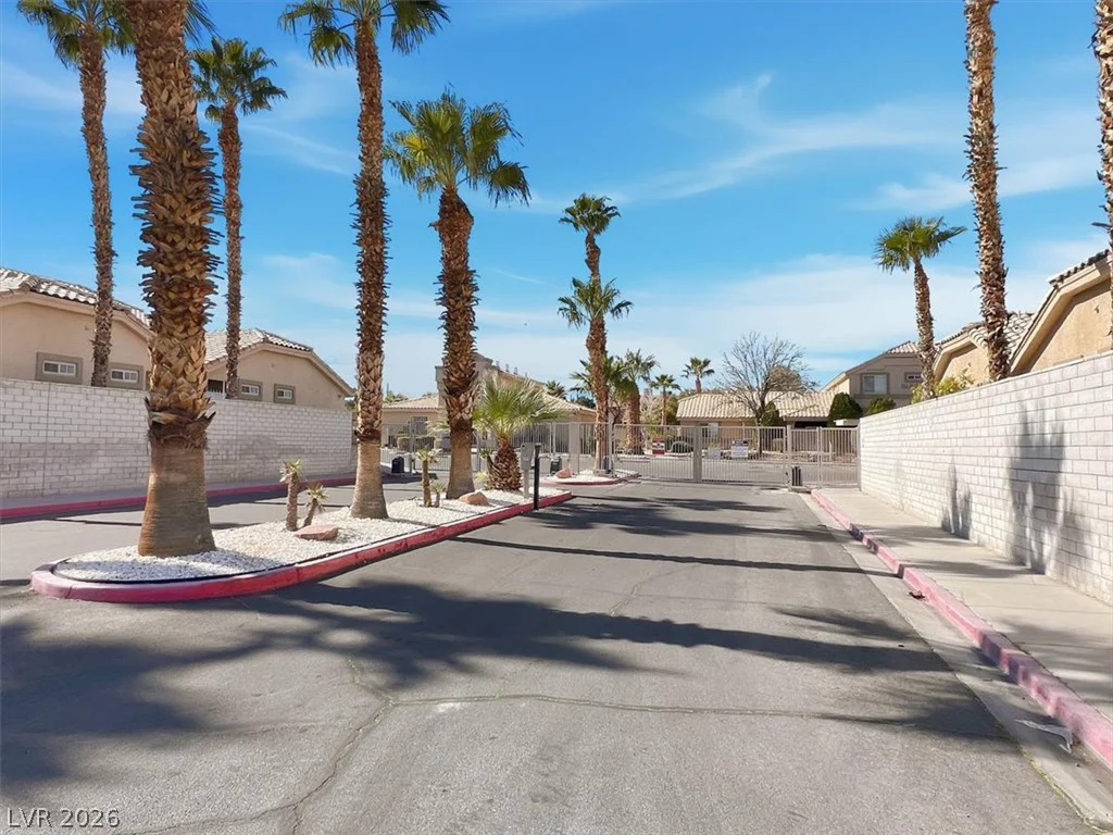 1401 Michael, Las Vegas, NV 89108