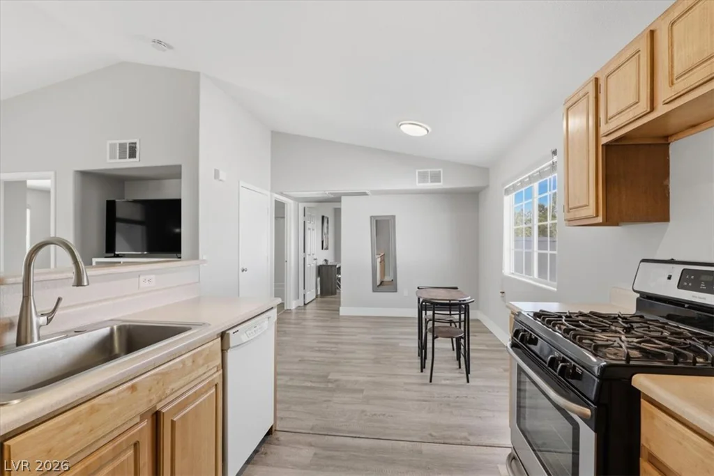 1401 Michael, Las Vegas, NV 89108