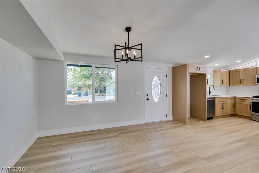 700 Mallard, Las Vegas, NV 89107