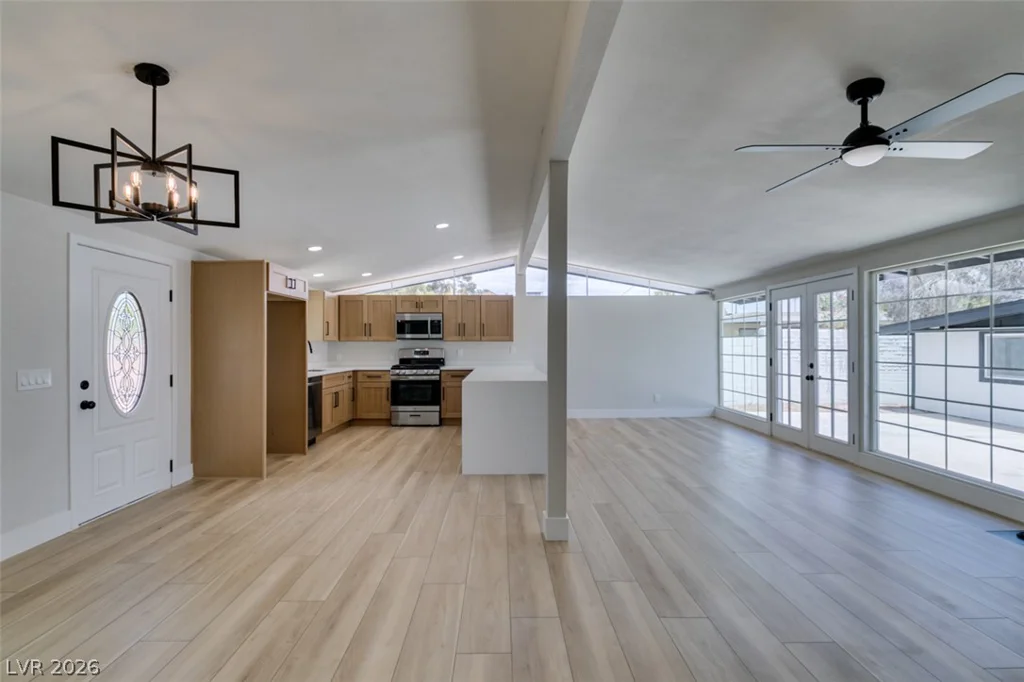 700 Mallard, Las Vegas, NV 89107