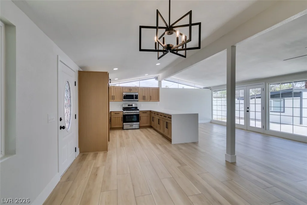 700 Mallard, Las Vegas, NV 89107