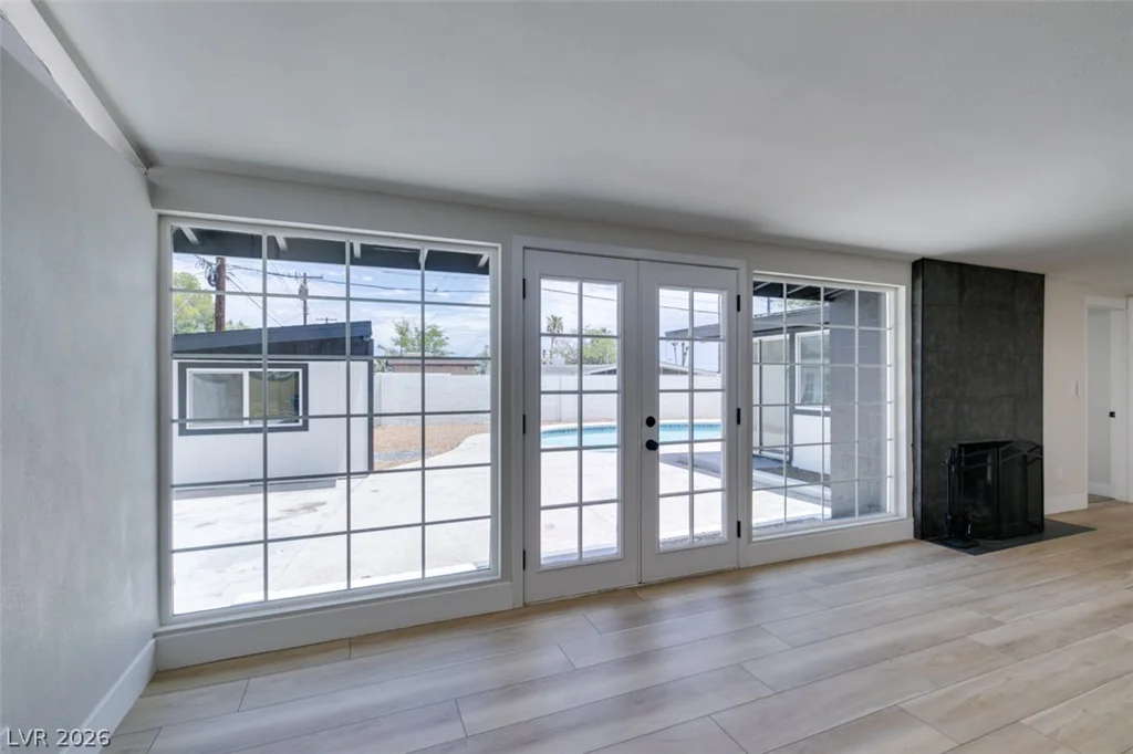 700 Mallard, Las Vegas, NV 89107