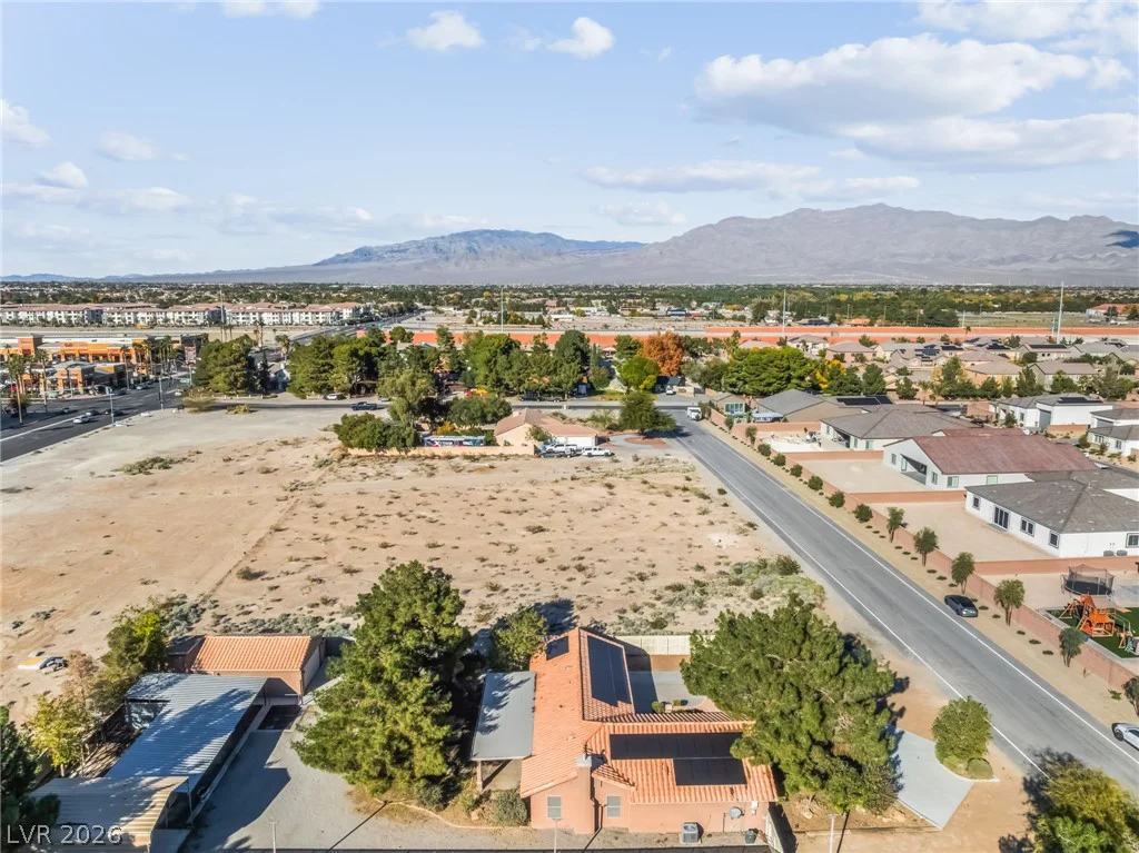 6109 Starlight, Las Vegas, NV 89130