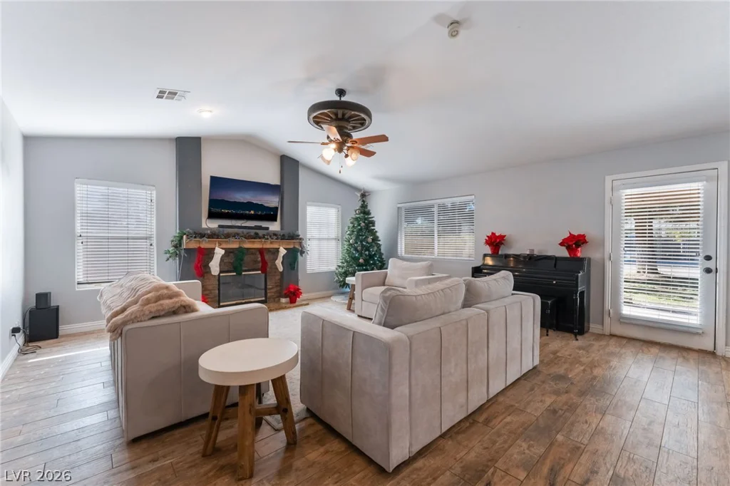 6109 Starlight, Las Vegas, NV 89130