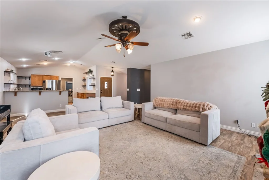6109 Starlight, Las Vegas, NV 89130