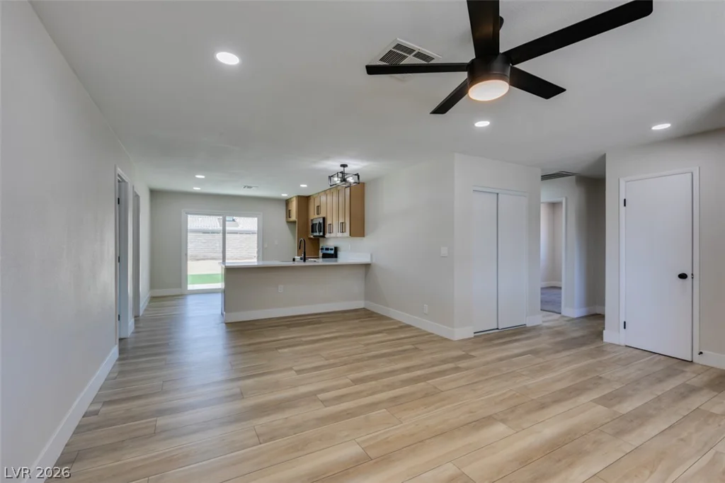 2833 Pisces, Las Vegas, NV 89115