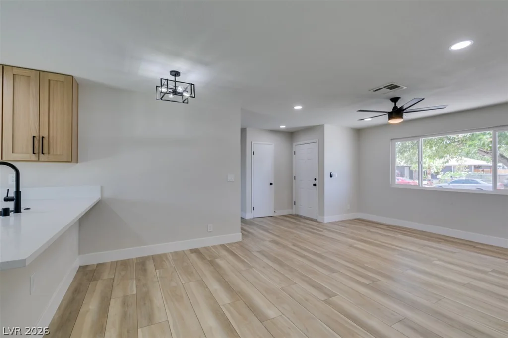 2833 Pisces, Las Vegas, NV 89115
