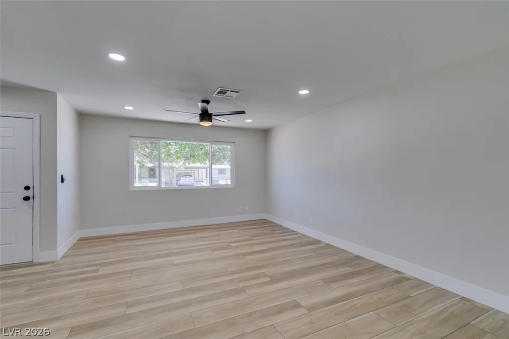 2833 Pisces, Las Vegas, NV 89115