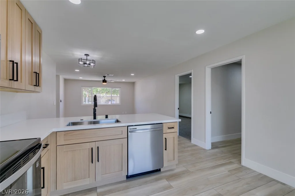 2833 Pisces, Las Vegas, NV 89115