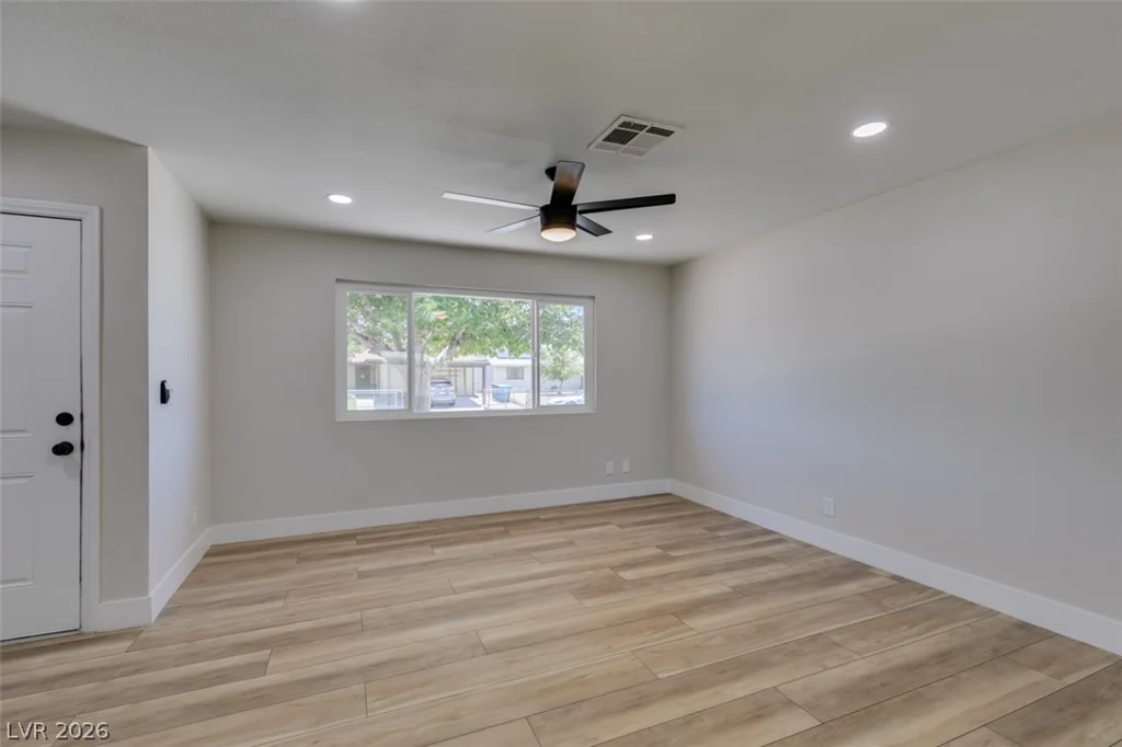 2833 Pisces, Las Vegas, NV 89115
