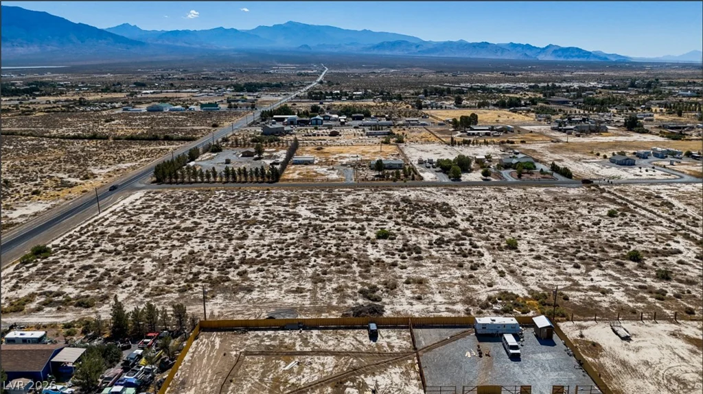 1940 Saddle Horn, Pahrump, NV 89060