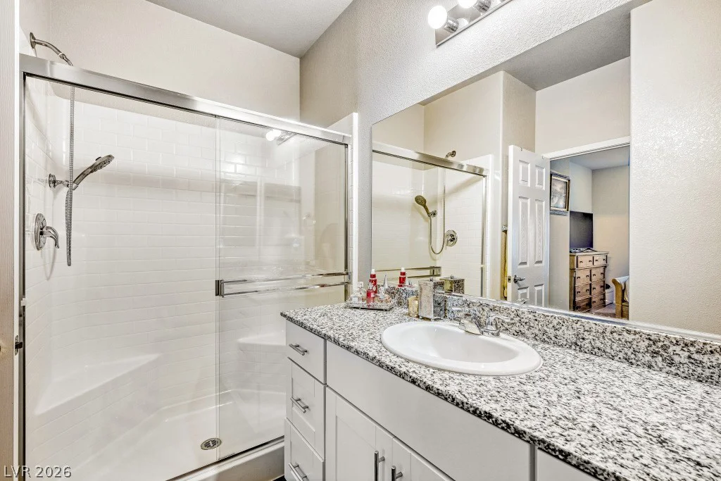 4352 Meadow Glade, North Las Vegas, NV 89084