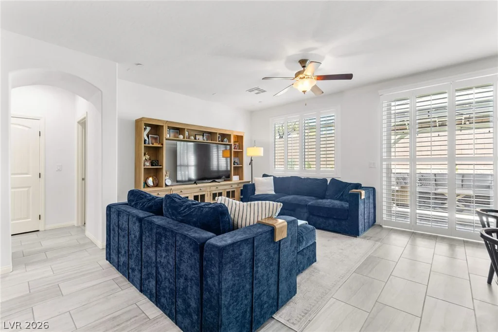 440 Calabria Beach, Henderson, NV 89015