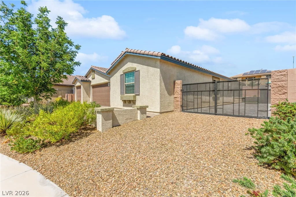 440 Calabria Beach, Henderson, NV 89015