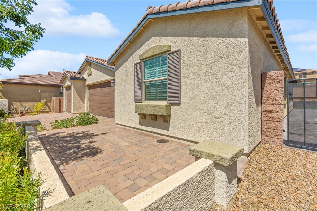 440 Calabria Beach, Henderson, NV 89015