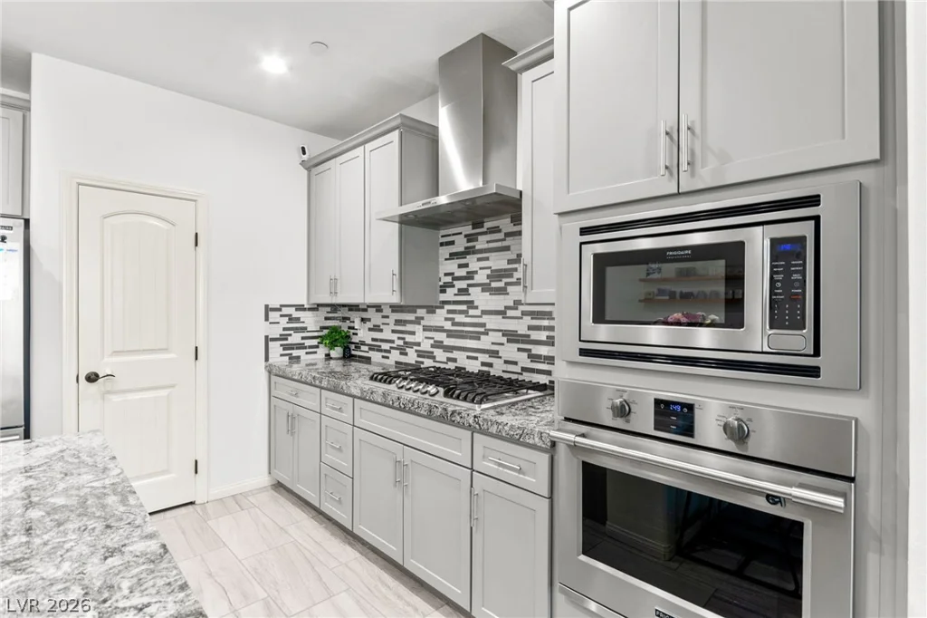 440 Calabria Beach, Henderson, NV 89015