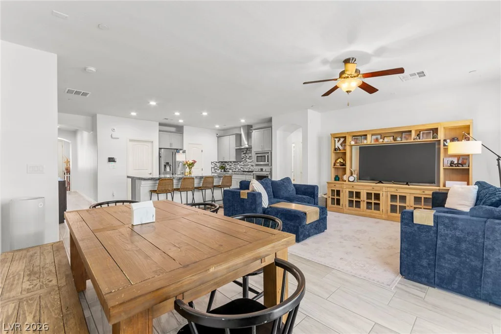 440 Calabria Beach, Henderson, NV 89015