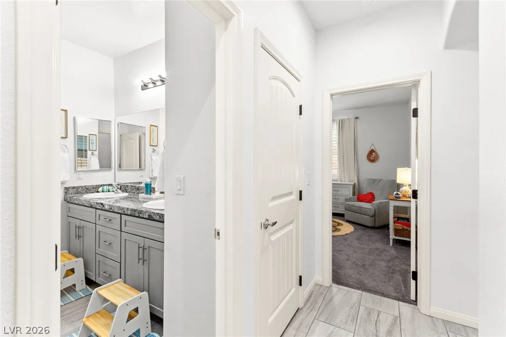440 Calabria Beach, Henderson, NV 89015