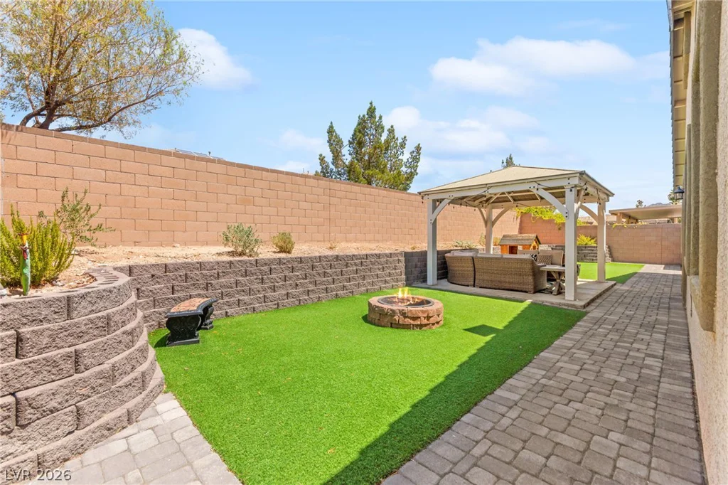 440 Calabria Beach, Henderson, NV 89015