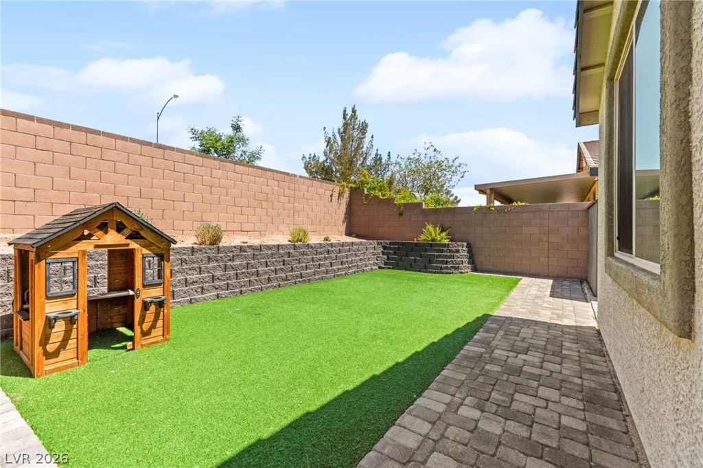 440 Calabria Beach, Henderson, NV 89015