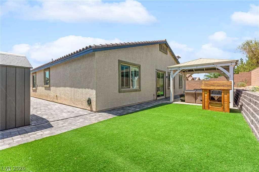 440 Calabria Beach, Henderson, NV 89015
