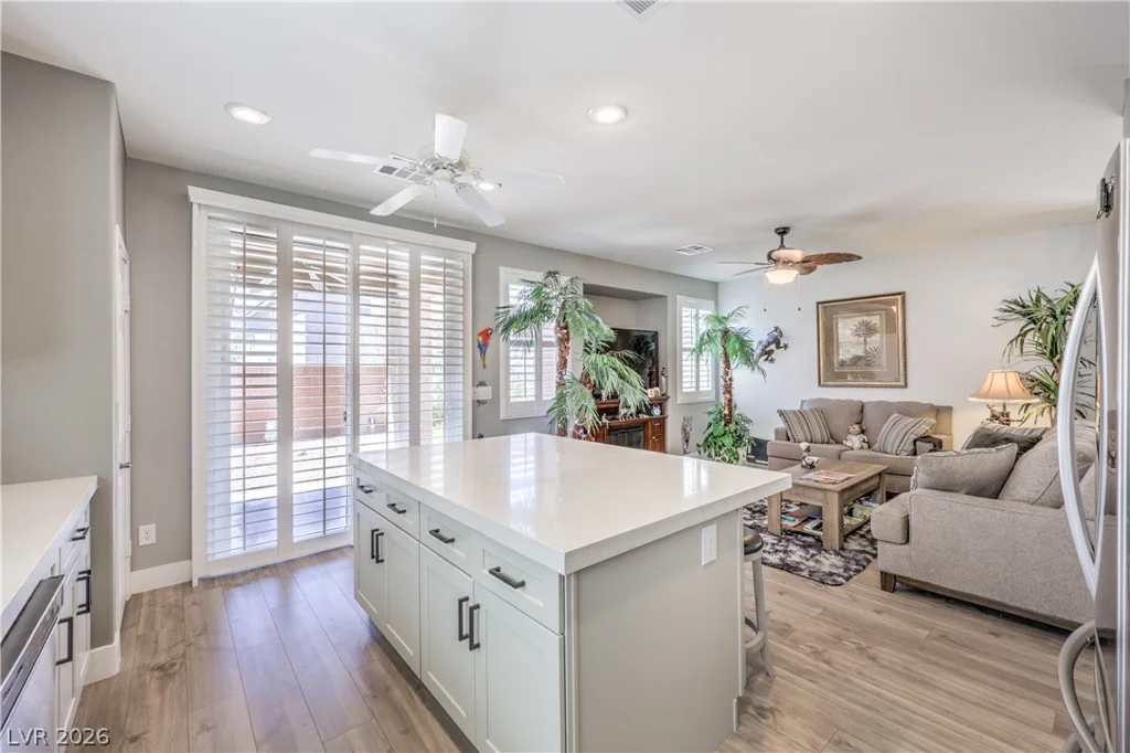 5321 Jackson Valley, Las Vegas, NV 89131