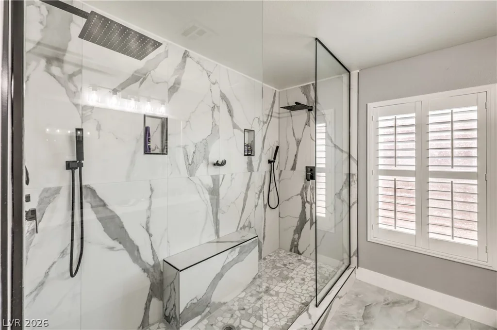 5321 Jackson Valley, Las Vegas, NV 89131