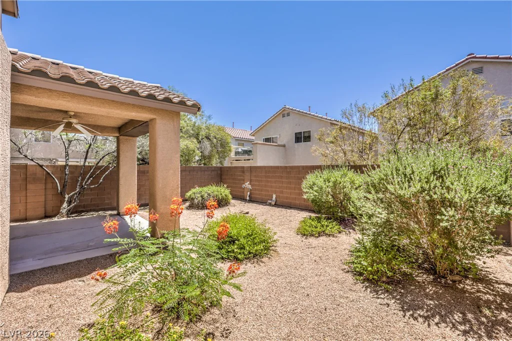 5321 Jackson Valley, Las Vegas, NV 89131
