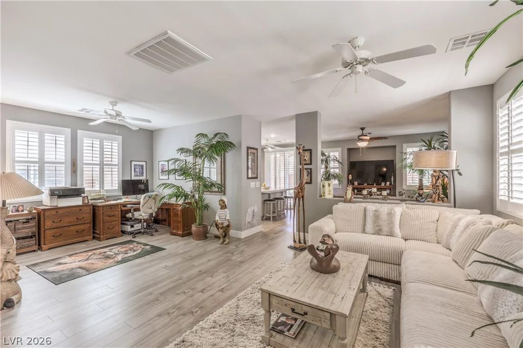 5321 Jackson Valley, Las Vegas, NV 89131