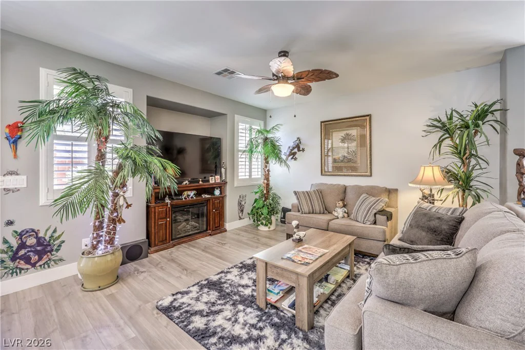 5321 Jackson Valley, Las Vegas, NV 89131