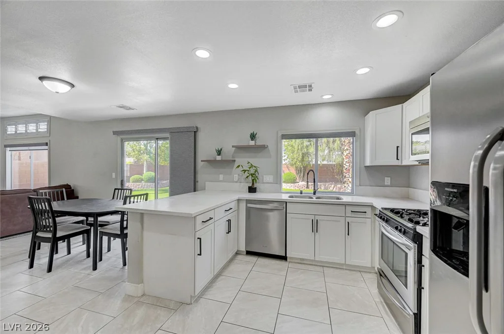 2558 Williamsburg, Henderson, NV 89052