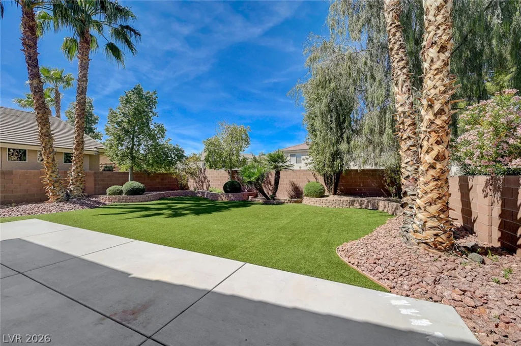 2558 Williamsburg, Henderson, NV 89052