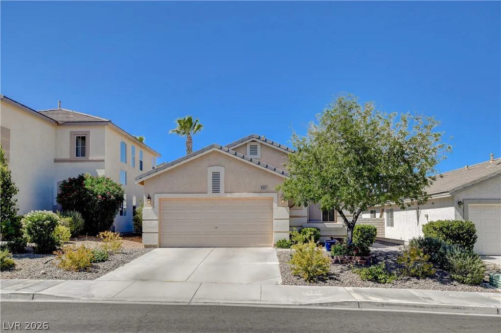 8832 Ackerman, Las Vegas, NV 89143