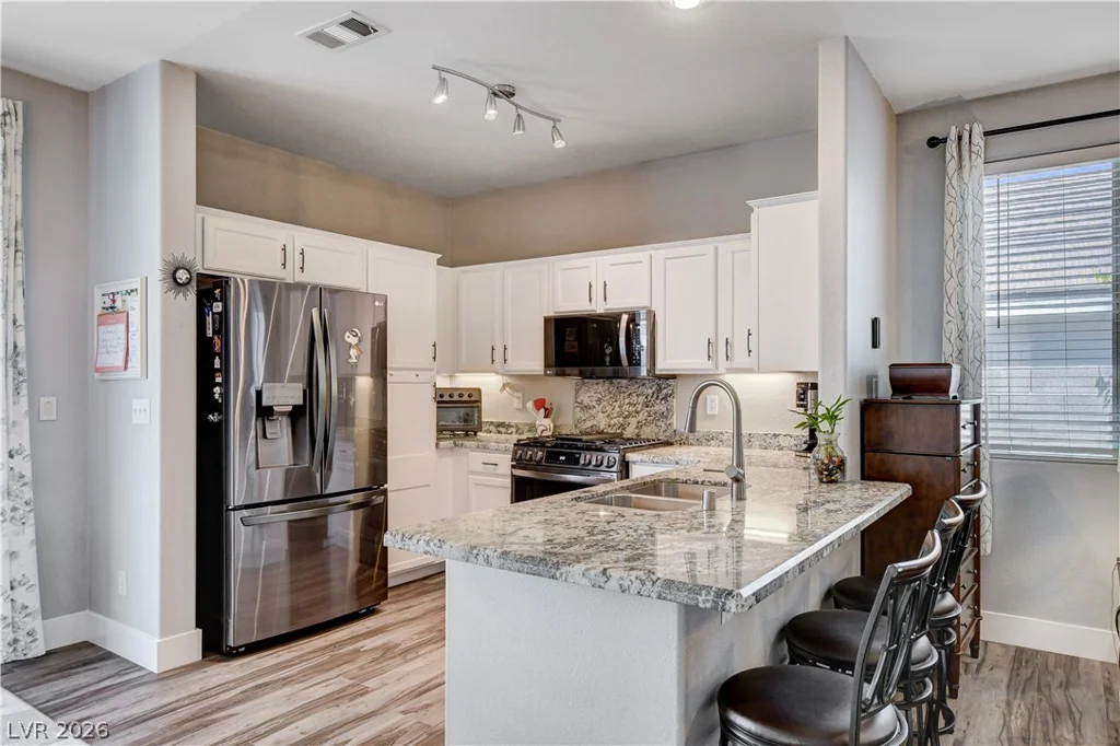 8832 Ackerman, Las Vegas, NV 89143