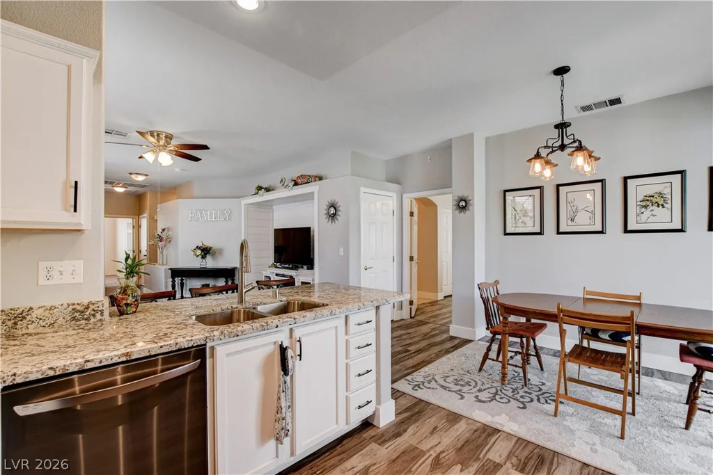 8832 Ackerman, Las Vegas, NV 89143