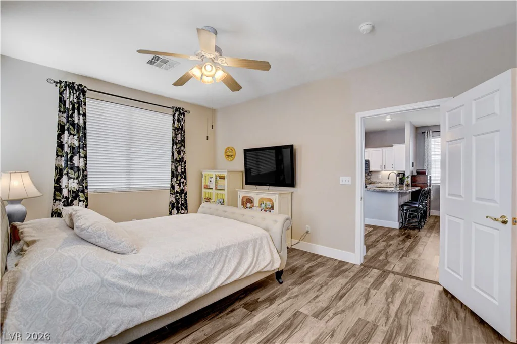 8832 Ackerman, Las Vegas, NV 89143