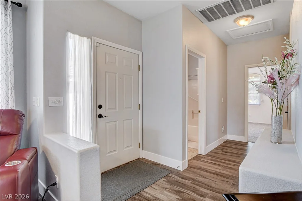 8832 Ackerman, Las Vegas, NV 89143