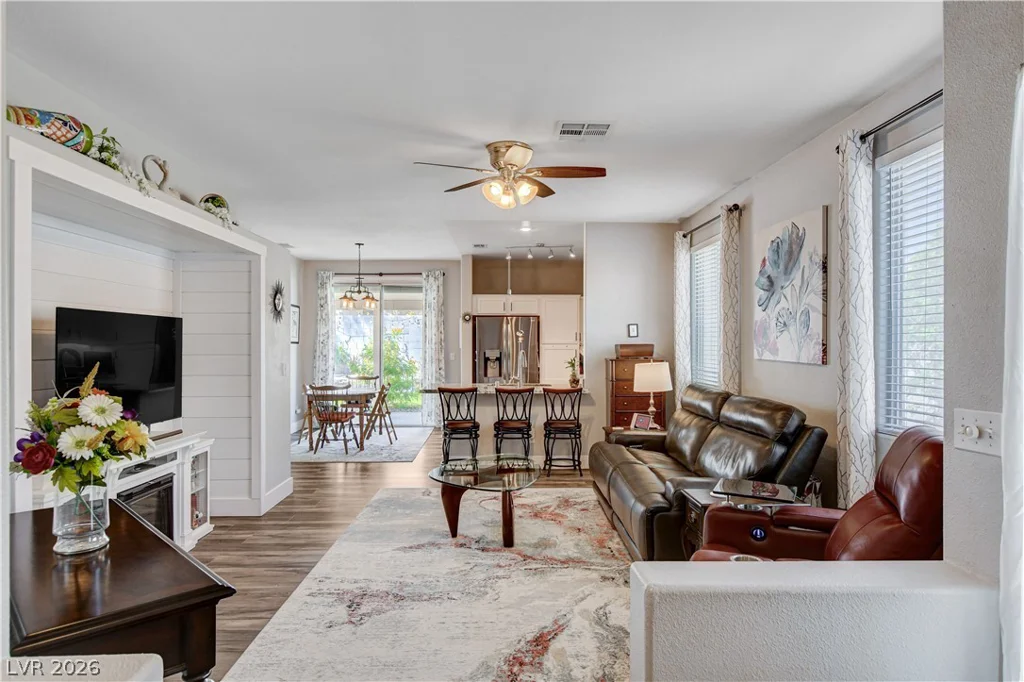 8832 Ackerman, Las Vegas, NV 89143
