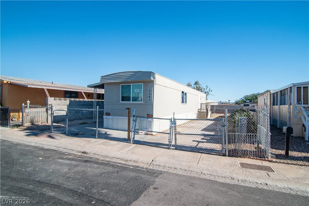 3464 Death Valley, Las Vegas, NV 89122