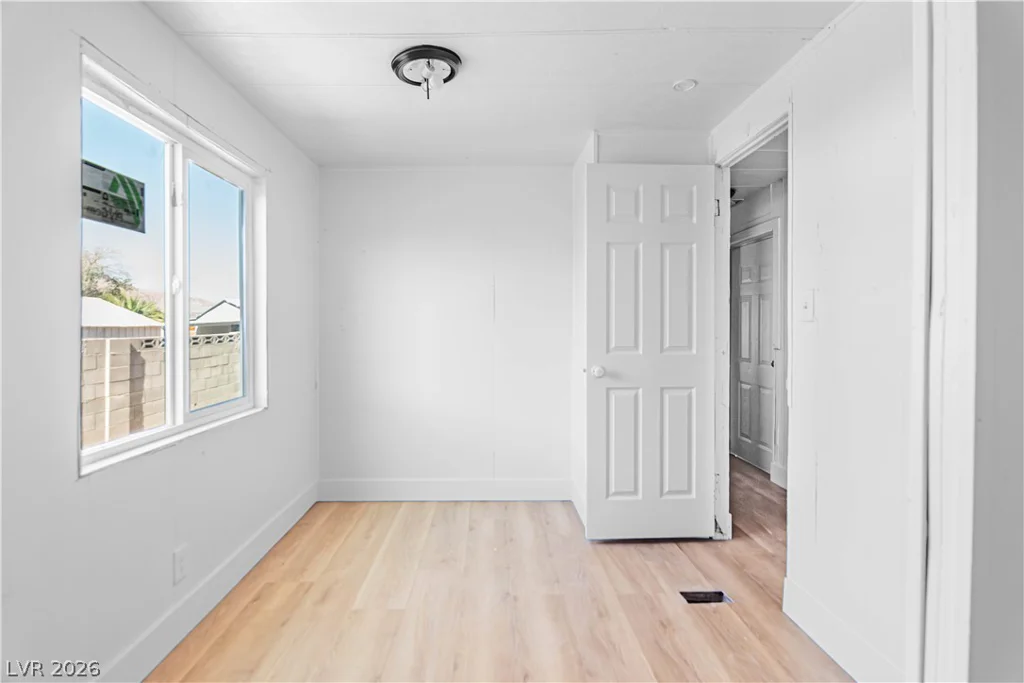 3464 Death Valley, Las Vegas, NV 89122