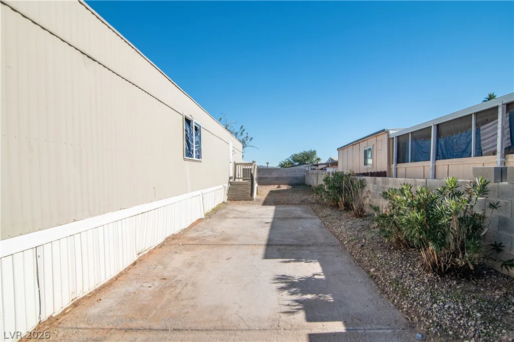 3464 Death Valley, Las Vegas, NV 89122