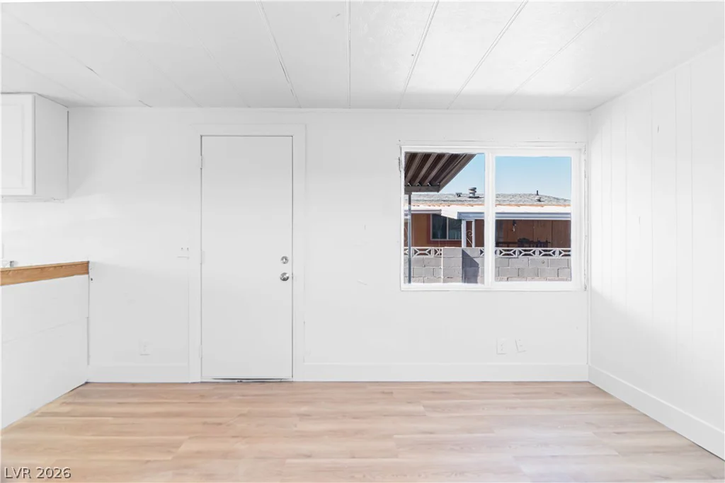 3464 Death Valley, Las Vegas, NV 89122