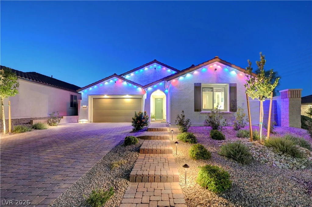10826 Delparke Valley, Las Vegas, NV 89166