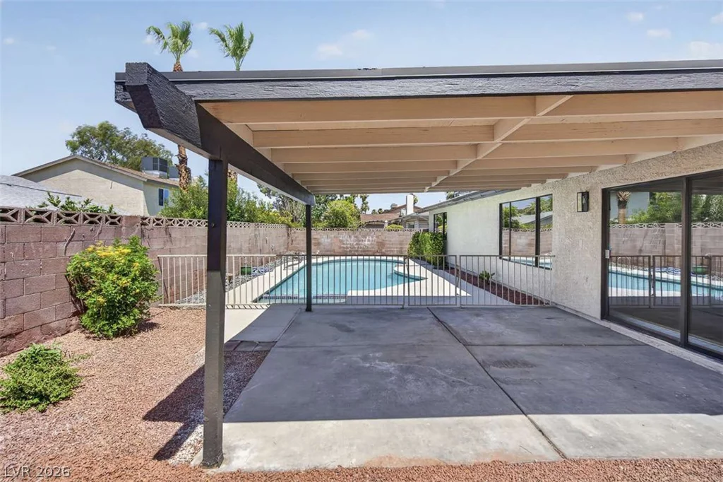 2216 Marlboro, Henderson, NV 89014