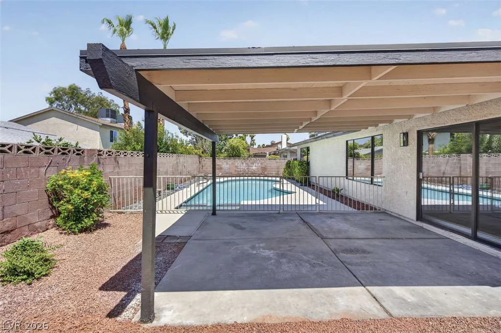 2216 Marlboro, Henderson, NV 89014